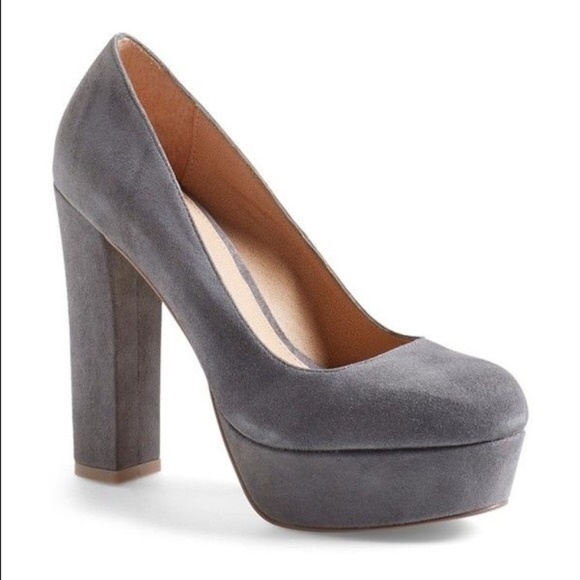 Steve Madden Shoes - STEVE MADDEN Betty Suede Block Heel Pumps Size 8.5